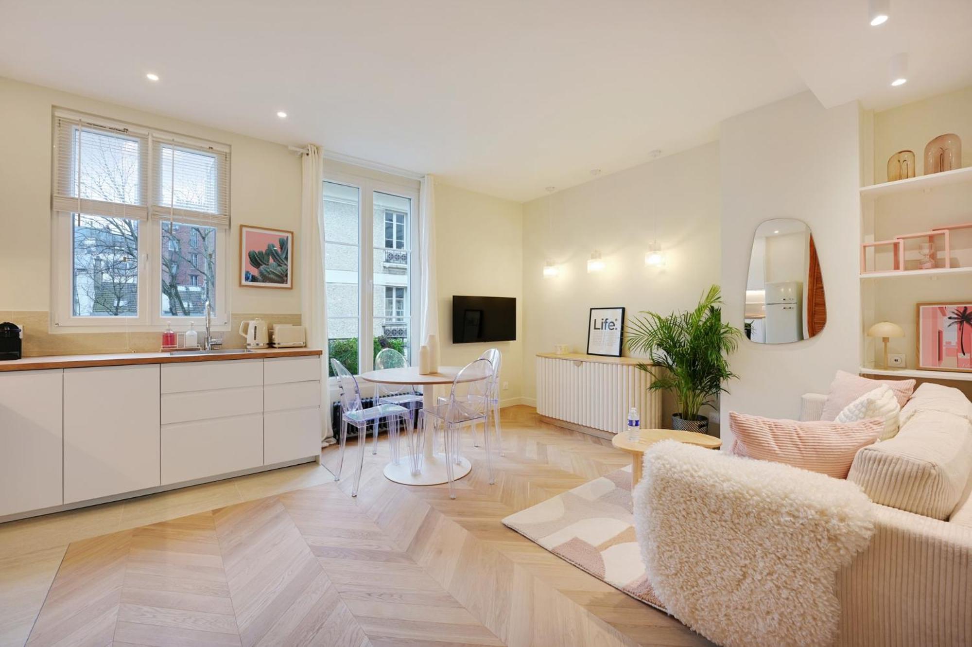 Comfy Suite By Les Maisons De Charloc Homes Boulogne-Billancourt Exterior foto